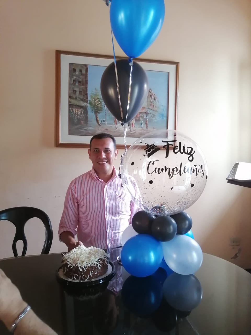 Lino Celis Falla. La familia de Lino Celis Falla, celebró un año más de vida; cada uno de ellos le deseo al cumpleañero muchas bendiciones. Lino Celis Falla. La familia de Lino Celis Falla, celebró un año más de vida; cada uno de ellos le deseo al cumpleañero muchas bendiciones.